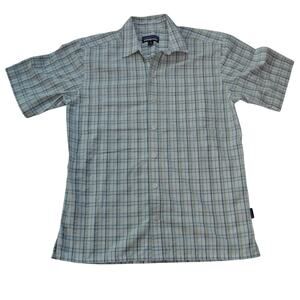 Patagonia  Short Sleeve Full Button Up Shirt Lightweight White w/ Plaid Small